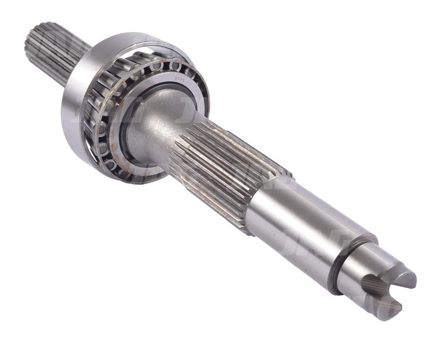 JAG48-0174 Wałek pompy hydraulicznej (z łożyskiem)
