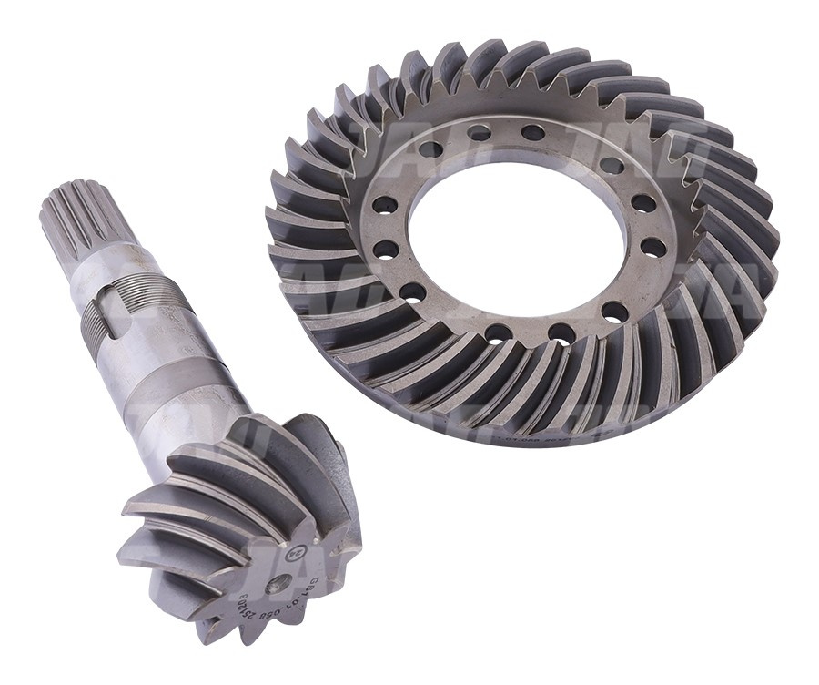 81863254 Wałek atakujący + zębatka Z10/32, NEW HOLLAND 81863254 CARRARO CAR65704