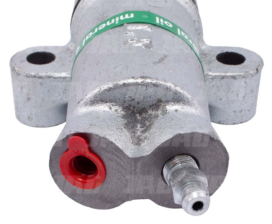 87748455 Cylinderek hamulcowy (olej mineralny)