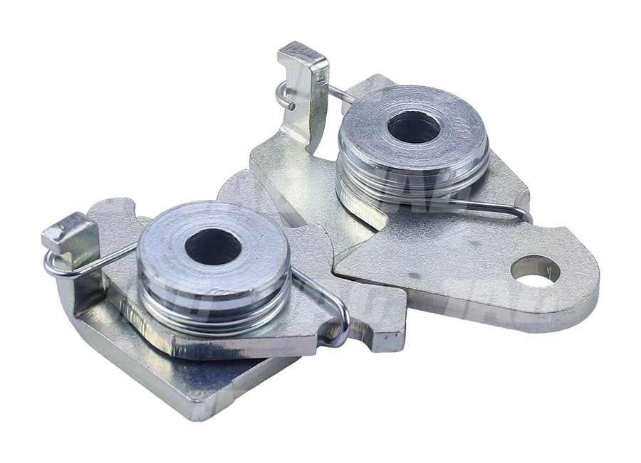 RE205602 Zamek maski, JOHN DEERE RE205602