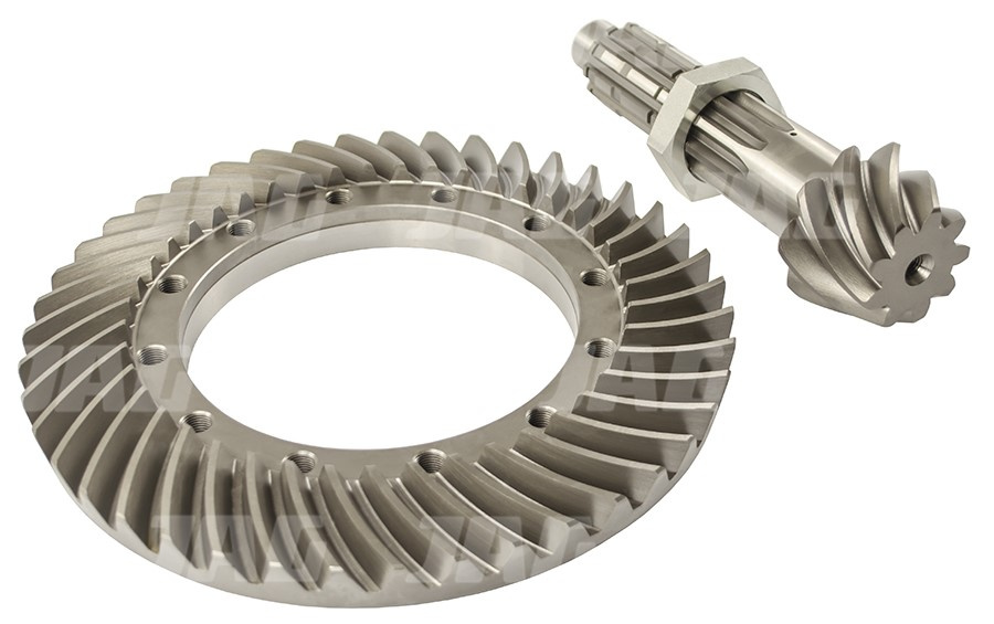 5153715 Wałek atakujący + zębatka Z9/43