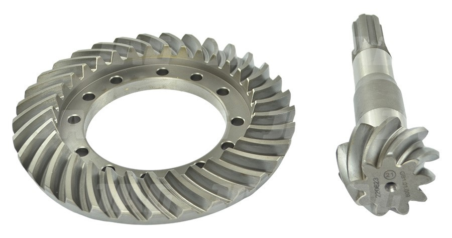 3427104M91 Wałek atakujący + zębatka Z9/33, MASSEY FERGUSON 3427104M91