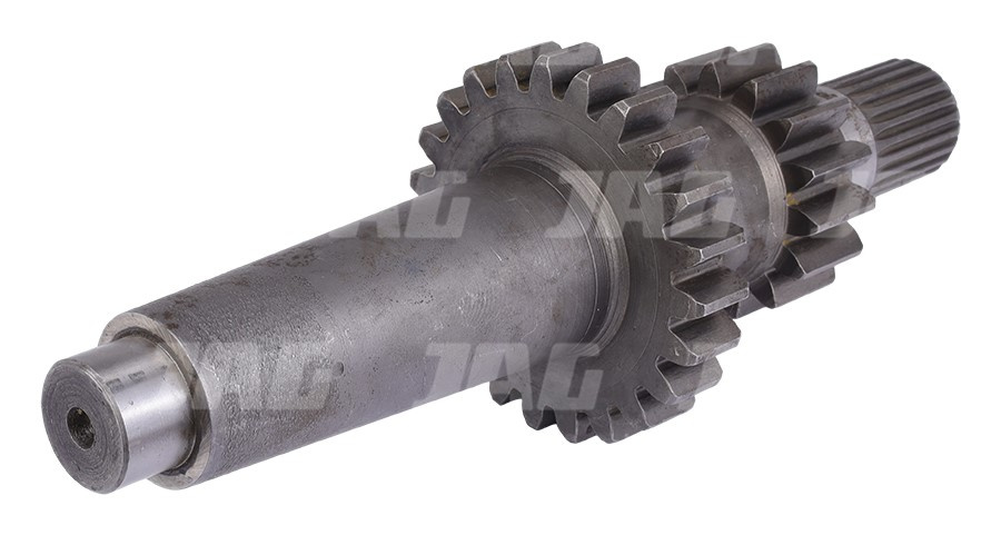 JAG26-0102 Wałek główny skrzyni biegów