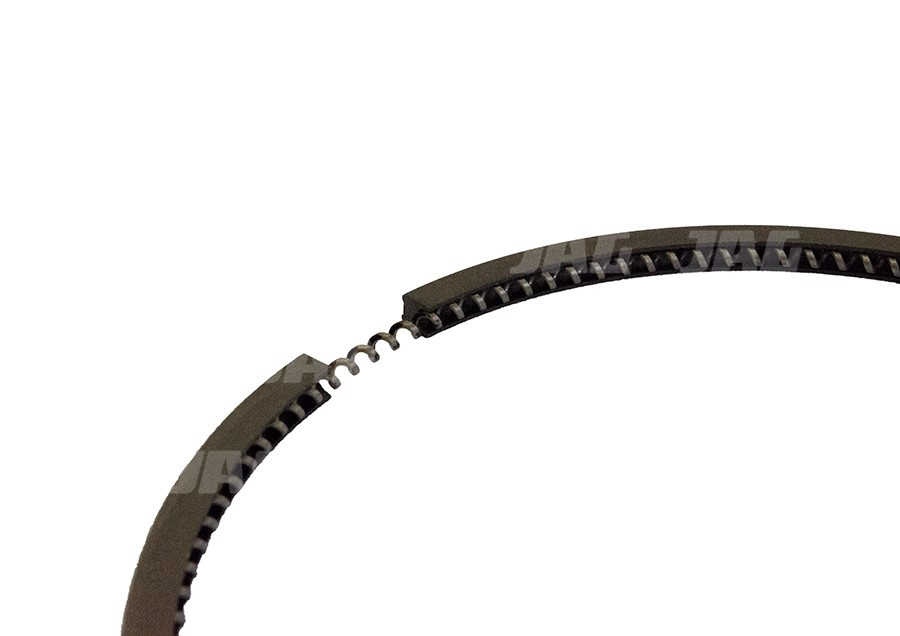 JAG99-0563 Pierścienie tłokowe RE15674