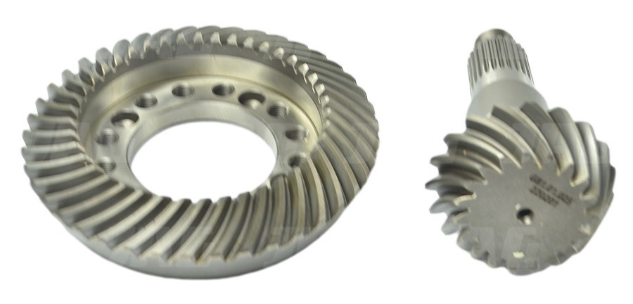 AL38032 Wałek atakujący + zębatka Z19/42, JOHN DEERE AL38032 ZF 4472253067