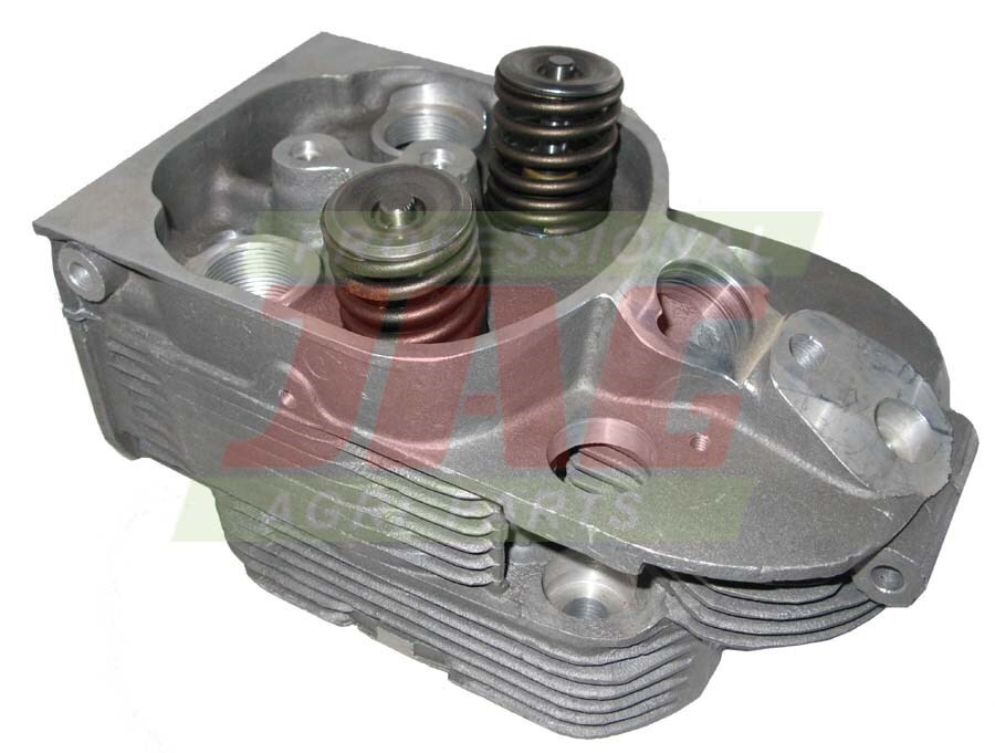 02232570 Głowica cylindra Deutz