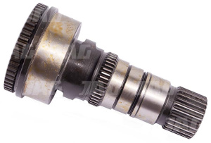 RE222632 Wał napędu pompy skrzyni, JOHN DEERE RE222632 RE162277