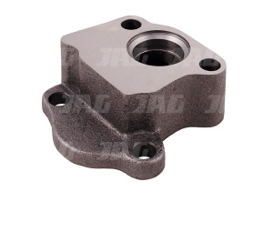 R53382 Pokrywa pompy oleju