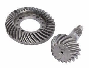 AL110919 Wałek atakujący + zębatka Z17/36, JOHN DEERE AL110919 ZF 4475217001