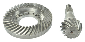 AL81833 Wałek atakujący + zębatka Z14/37, JOHN DEERE AL81833 DEUTZ FAHR 04415004