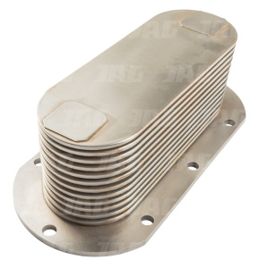 AT25038 Chłodnica oleju