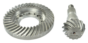 AL81833 Wałek atakujący + zębatka Z14/37, JOHN DEERE AL81833 DEUTZ FAHR 04415004