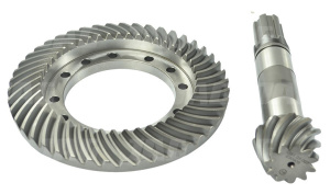 3427113M91 Wałek atakujący + zębatka Z11/45, MASSEY FERGUSON 3427113M91